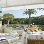 Juana Hotel