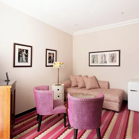 Hotel Juana